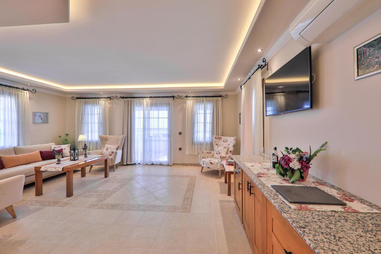 Hadrian Hotel 카스 외부 사진