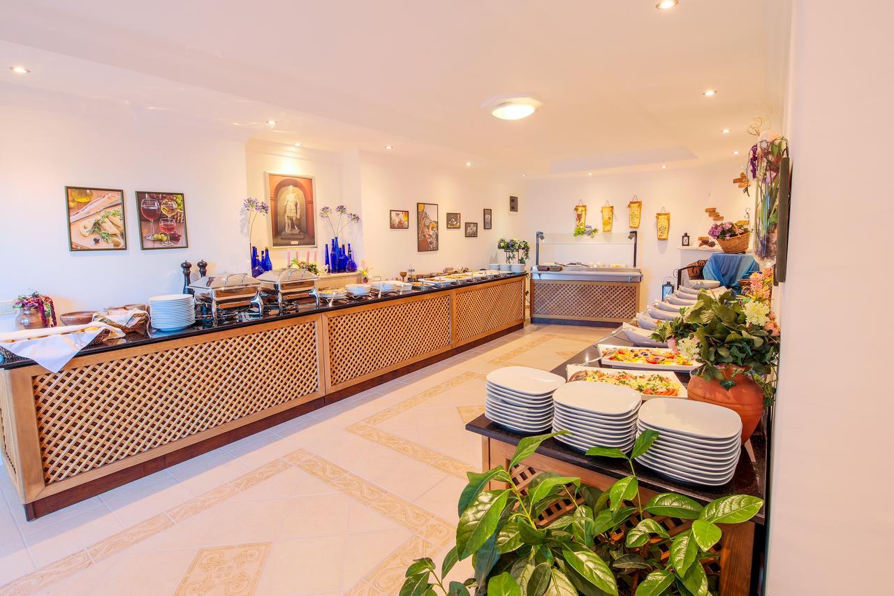 Hadrian Hotel 카스 외부 사진
